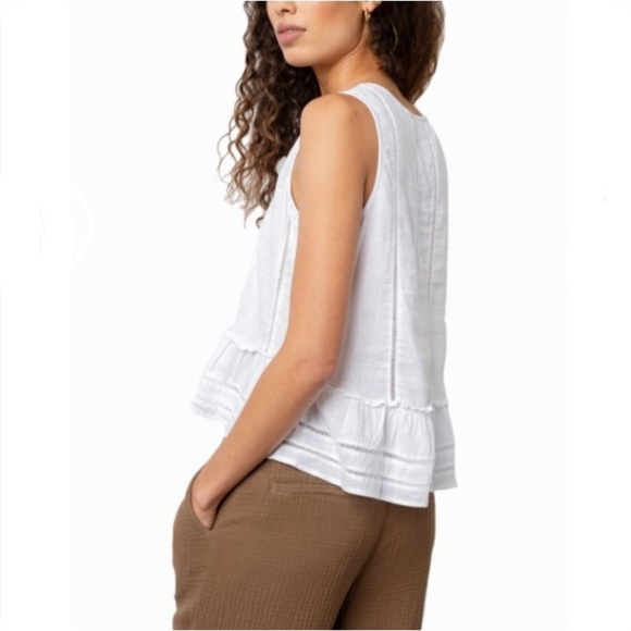 Rails Mira White Linen Blend Open-Embroidered Ruffled-Trim Top Size S - Picture 4 of 8